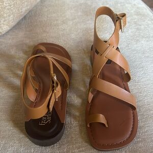 Franco Sarto Women sandals L-Ina, size 8M, color Tan